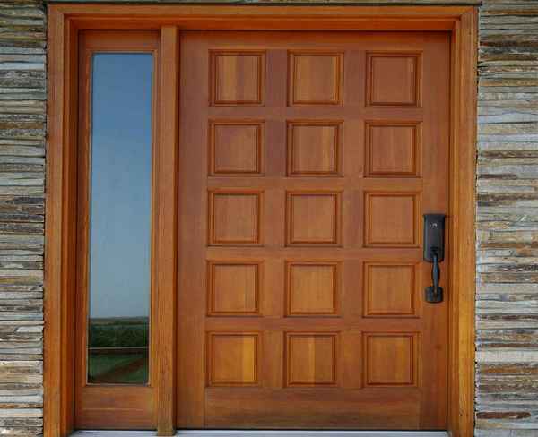 Деревянные входные двери для частного дома: Виды и Идеи +Фото и Видео