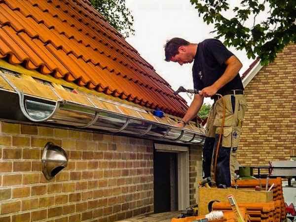 Как сделать Водосток на дом своими руками +Видео: устанавливаем на крыше домакак правильно сделать