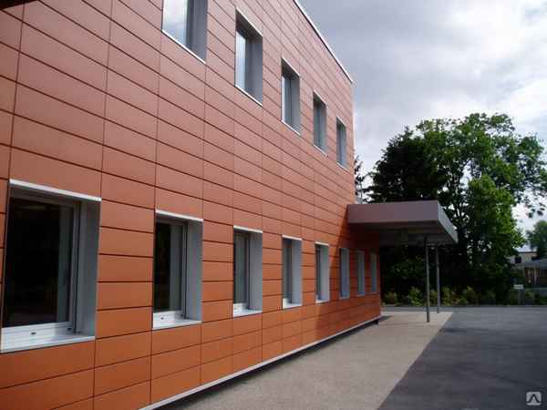 Металлические фасадные панели для наружной отделки дома: плюсы и минусы, монтаж перфорированных панелей на фасад здания